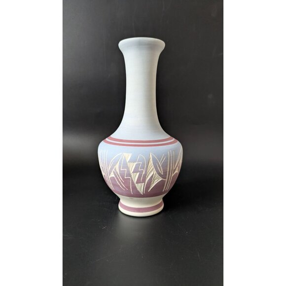 Mesa Verde Navajo Pottery Vase Signed By Artist With Geometric Design - Picture 13 of 14